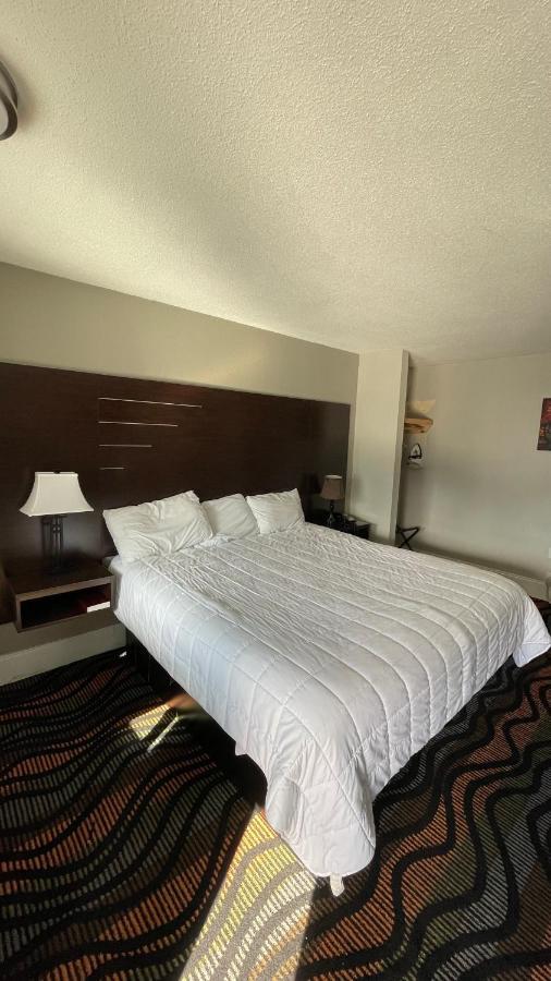 Country Town N' Suites Gatlinburg Exterior photo