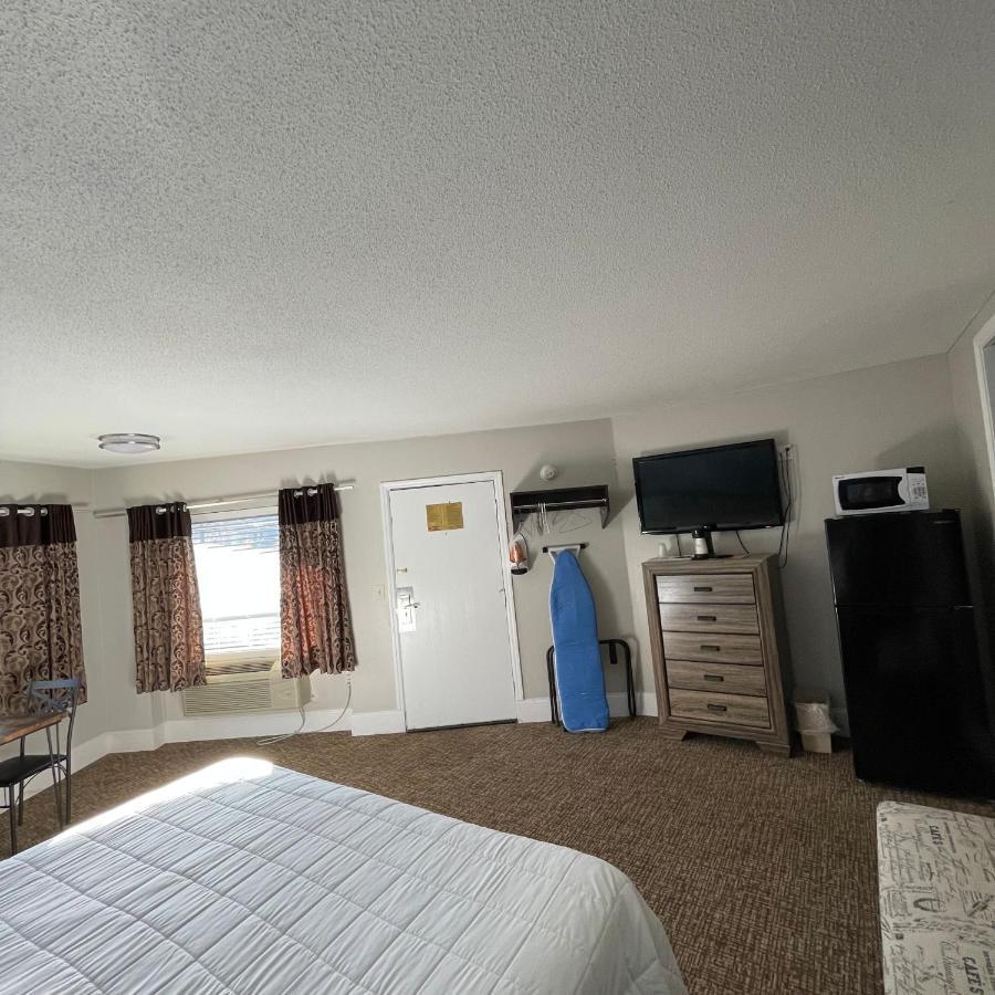 Country Town N' Suites Gatlinburg Exterior photo