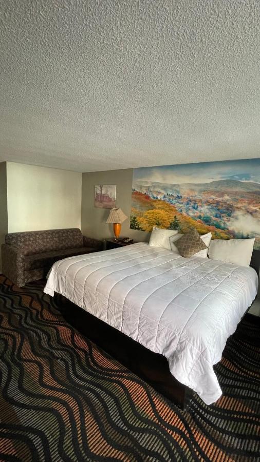 Country Town N' Suites Gatlinburg Exterior photo